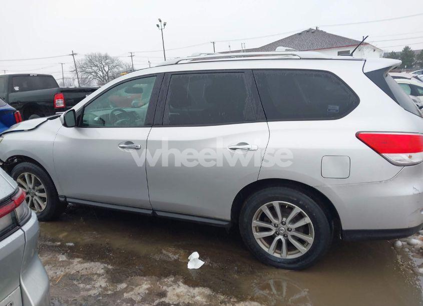 Photo 15 of 2015 Nissan Pathfinder PLATINUM/S/SL/SV (VIN 5N1AR2MN0FC610866)