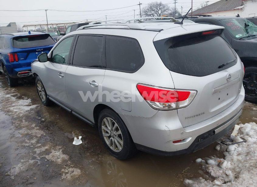 Photo 3 of 2015 Nissan Pathfinder PLATINUM/S/SL/SV (VIN 5N1AR2MN0FC610866)