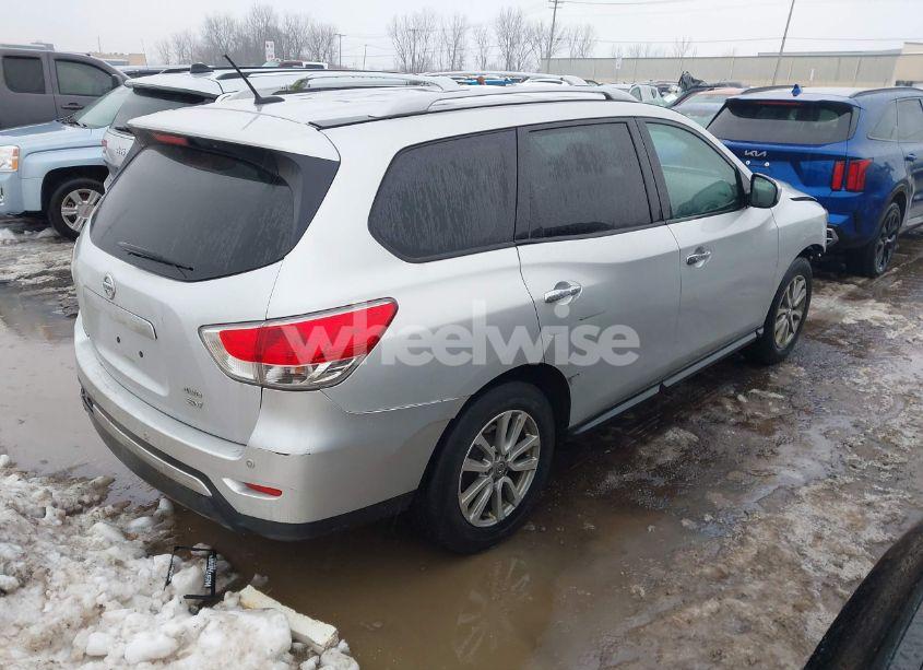Photo 4 of 2015 Nissan Pathfinder PLATINUM/S/SL/SV (VIN 5N1AR2MN0FC610866)
