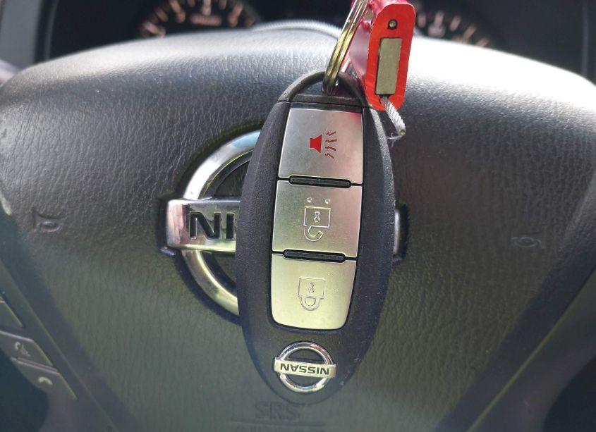 Photo 11 of 2015 Nissan Pathfinder SV (VIN 5N1AR2MN0FC624041)