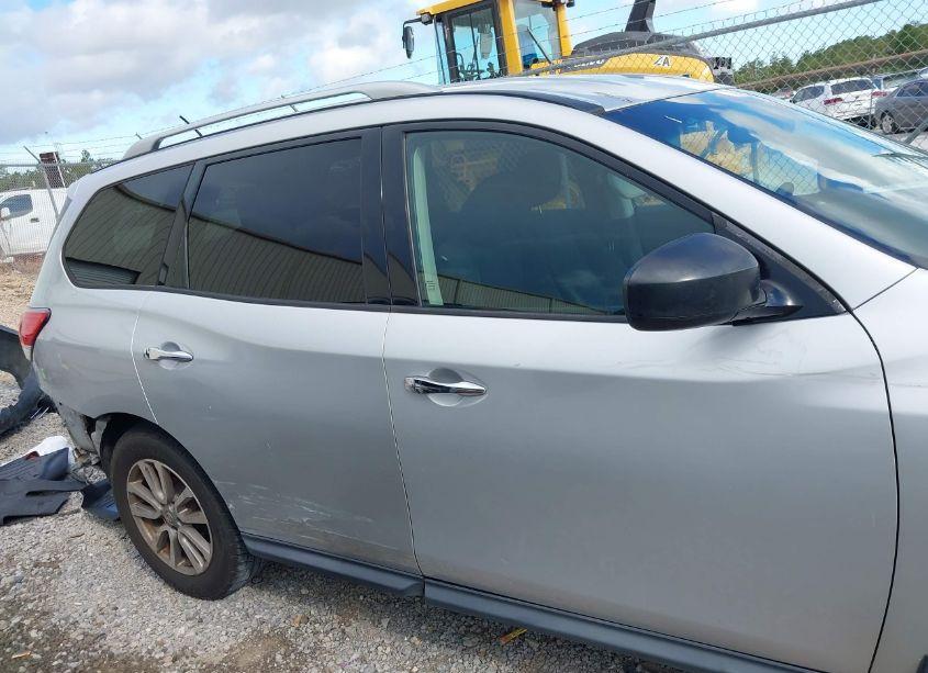 Photo 14 of 2015 Nissan Pathfinder SV (VIN 5N1AR2MN0FC624041)