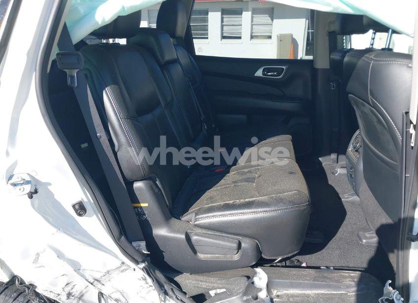 Photo 8 of 2015 Nissan Pathfinder SL (VIN 5N1AR2MN0FC707145)