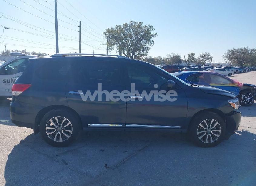 Photo 13 of 2016 Nissan Pathfinder SL (VIN 5N1AR2MN0GC619343)