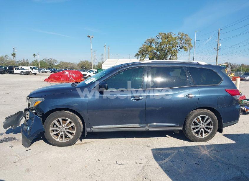 Photo 14 of 2016 Nissan Pathfinder SL (VIN 5N1AR2MN0GC619343)