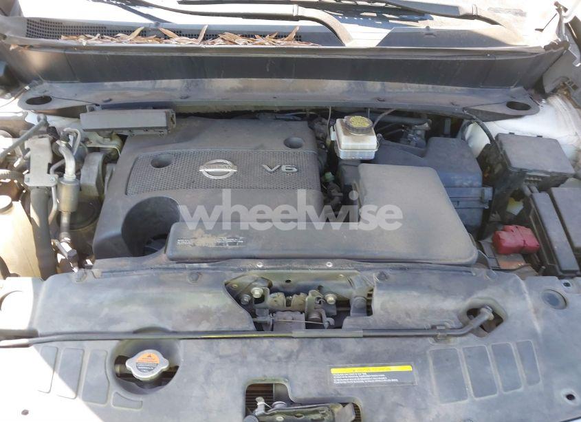 Photo 10 of 2016 Nissan Pathfinder PLATINUM/S/SL/SV (VIN 5N1AR2MN0GC640306)