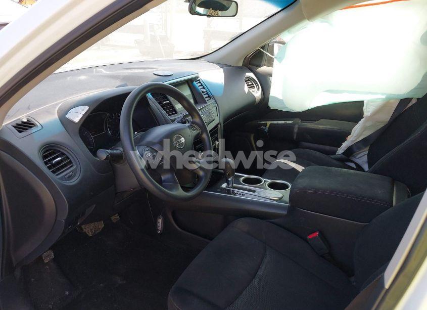 Photo 5 of 2016 Nissan Pathfinder PLATINUM/S/SL/SV (VIN 5N1AR2MN0GC640306)