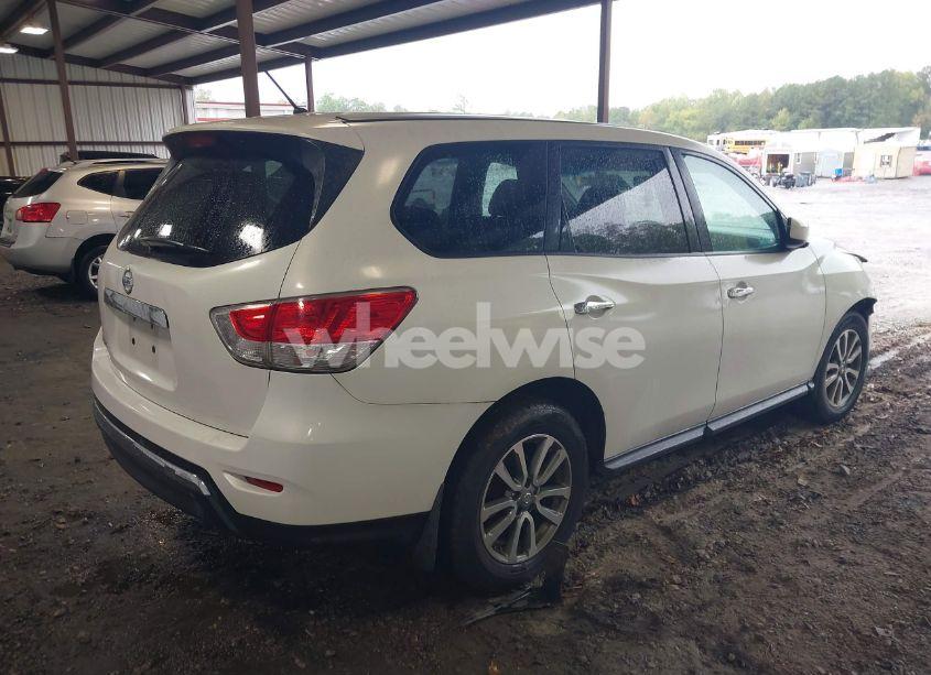 Photo 4 of 2013 Nissan Pathfinder S (VIN 5N1AR2MN1DC601431)