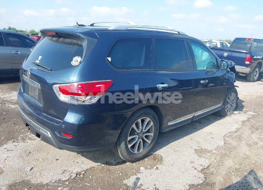 Photo 4 of 2013 Nissan Pathfinder SL (VIN 5N1AR2MN1DC614180)