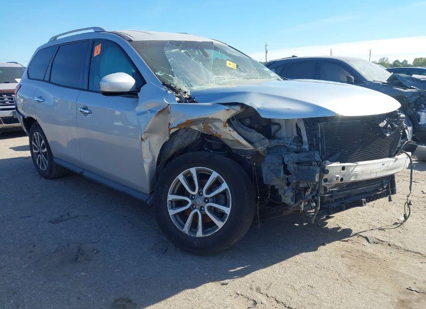 2013 Nissan Pathfinder SV (VIN 5N1AR2MN1DC635739) main photo