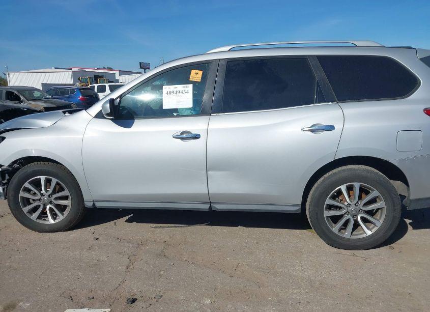 Photo 15 of 2013 Nissan Pathfinder SV (VIN 5N1AR2MN1DC635739)