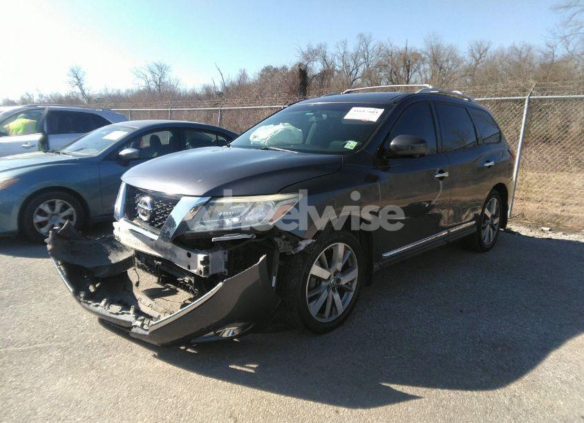 Photo 2 of 2013 Nissan Pathfinder PLATINUM (VIN 5N1AR2MN1DC646224)