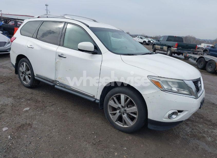 2013 Nissan Pathfinder PLATINUM (VIN 5N1AR2MN1DC646613) main photo