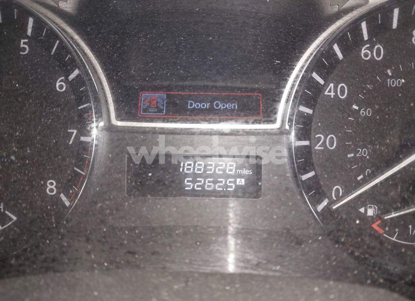 Photo 15 of 2013 Nissan Pathfinder SL (VIN 5N1AR2MN1DC647521)