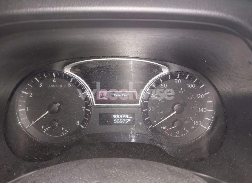 Photo 7 of 2013 Nissan Pathfinder SL (VIN 5N1AR2MN1DC647521)