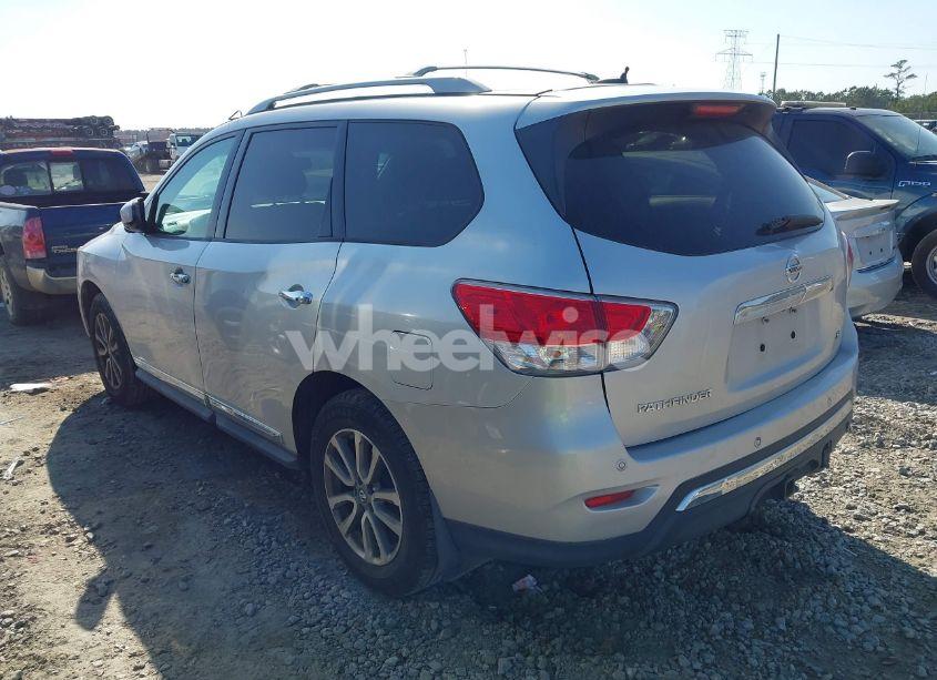 Photo 3 of 2013 Nissan Pathfinder SL (VIN 5N1AR2MN1DC679997)