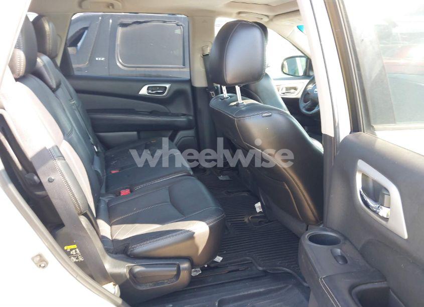 Photo 8 of 2013 Nissan Pathfinder SL (VIN 5N1AR2MN1DC679997)