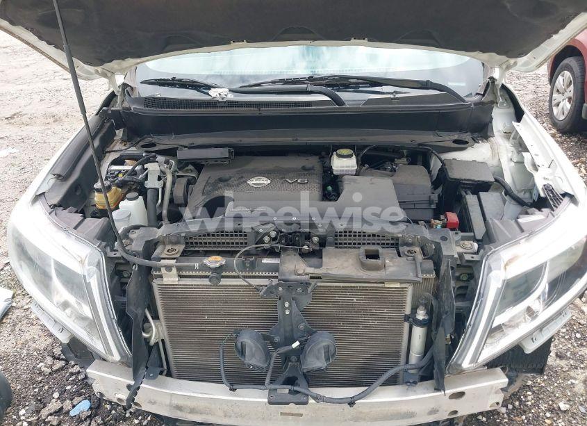 Photo 10 of 2014 Nissan Pathfinder SV (VIN 5N1AR2MN1EC617999)