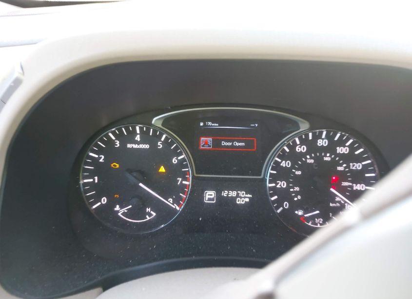 Photo 7 of 2014 Nissan Pathfinder S (VIN 5N1AR2MN1EC630865)