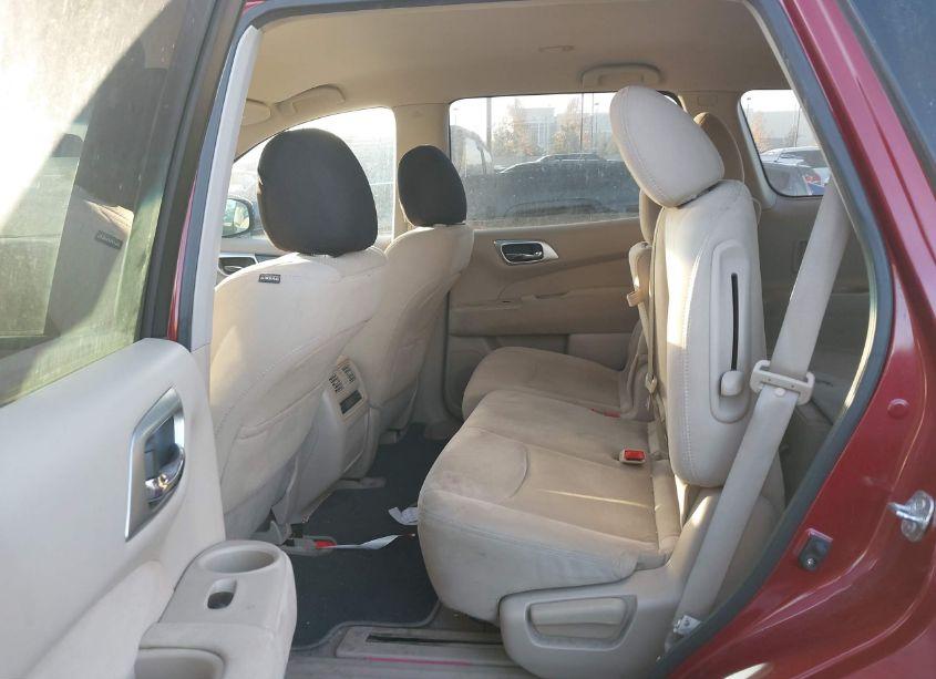 Photo 8 of 2014 Nissan Pathfinder S (VIN 5N1AR2MN1EC630865)