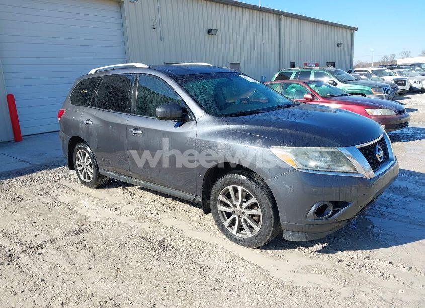 2014 Nissan Pathfinder SV (VIN 5N1AR2MN1EC637623) main photo