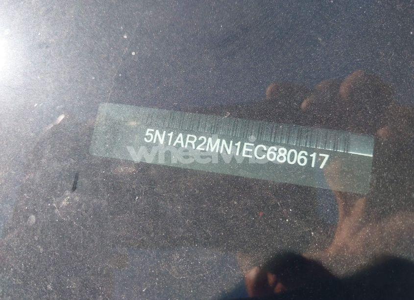 Photo 9 of 2014 Nissan Pathfinder PLATINUM (VIN 5N1AR2MN1EC680617)