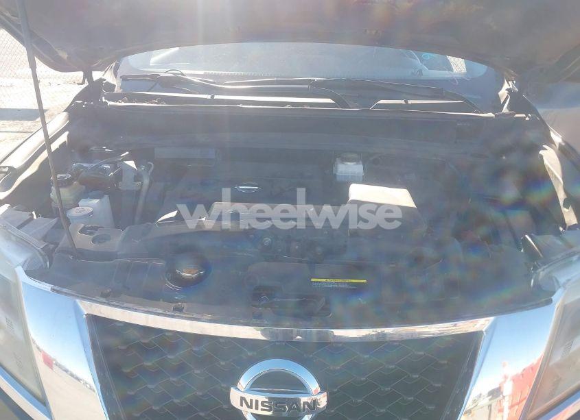 Photo 10 of 2014 Nissan Pathfinder S (VIN 5N1AR2MN1EC684635)