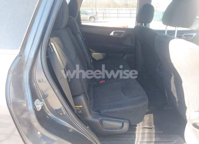 Photo 8 of 2014 Nissan Pathfinder S (VIN 5N1AR2MN1EC684635)