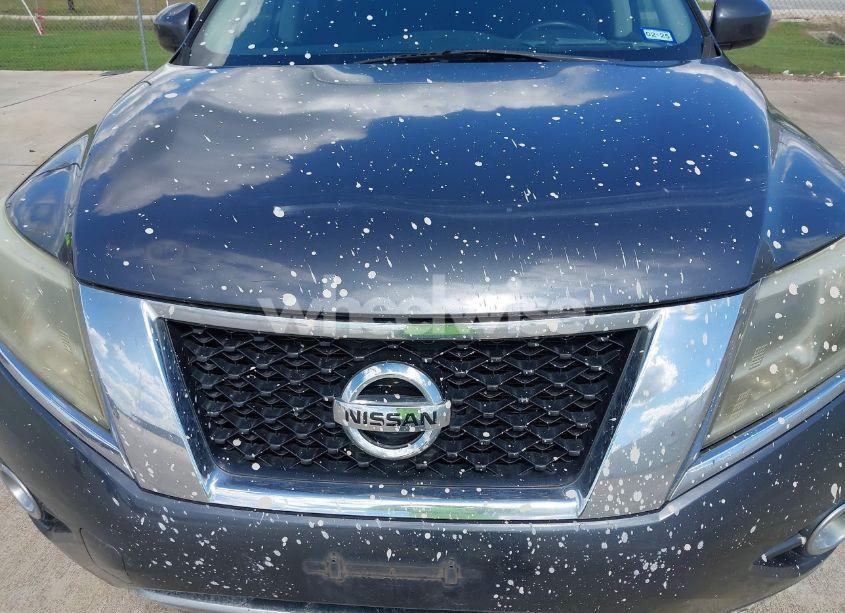 Photo 6 of 2014 Nissan Pathfinder SV (VIN 5N1AR2MN1EC703877)