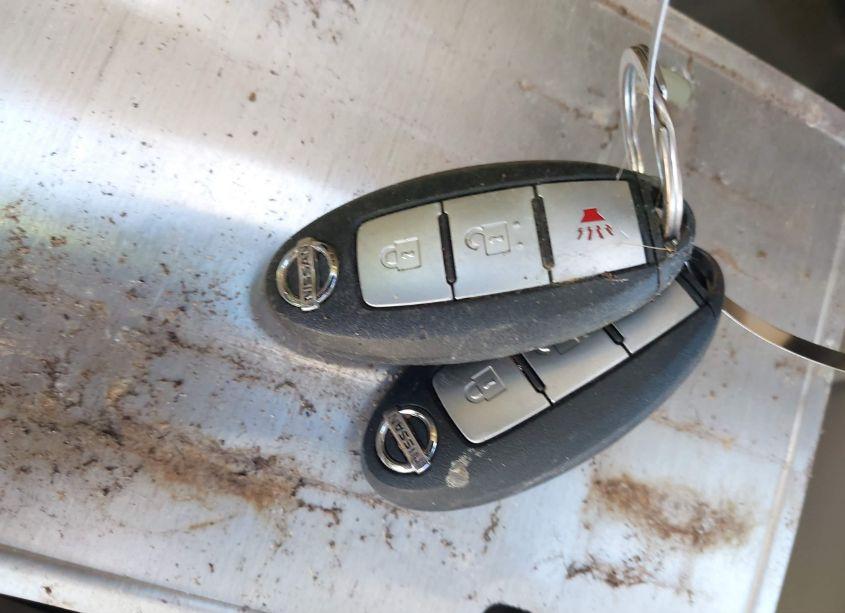 Photo 11 of 2014 Nissan Pathfinder SV (VIN 5N1AR2MN1EC723563)