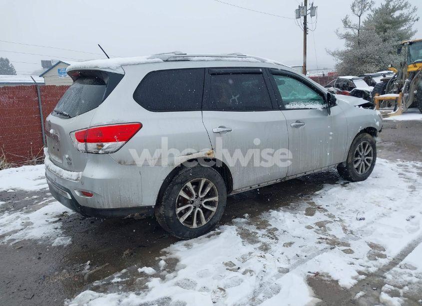 Photo 4 of 2015 Nissan Pathfinder PLATINUM/S/SL/SV (VIN 5N1AR2MN1FC618846)