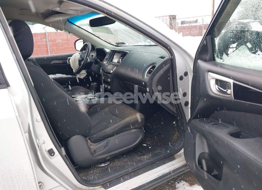 Photo 5 of 2015 Nissan Pathfinder PLATINUM/S/SL/SV (VIN 5N1AR2MN1FC618846)