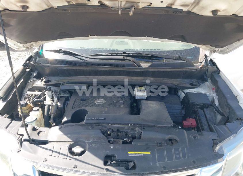 Photo 10 of 2015 Nissan Pathfinder SL (VIN 5N1AR2MN1FC683292)