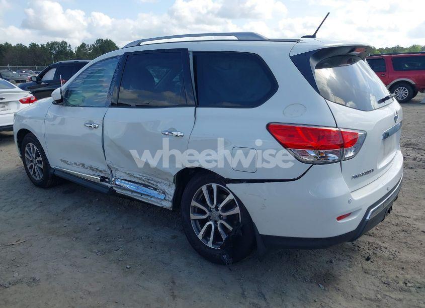 Photo 3 of 2015 Nissan Pathfinder SL (VIN 5N1AR2MN1FC683292)