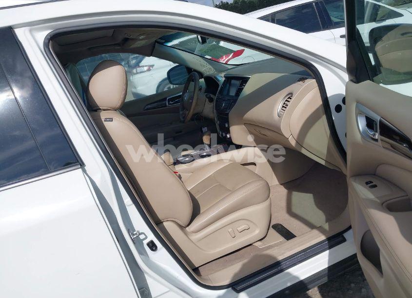 Photo 5 of 2015 Nissan Pathfinder SL (VIN 5N1AR2MN1FC683292)