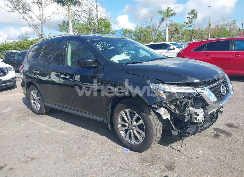 2016 Nissan Pathfinder SV (VIN 5N1AR2MN1GC614877) main photo