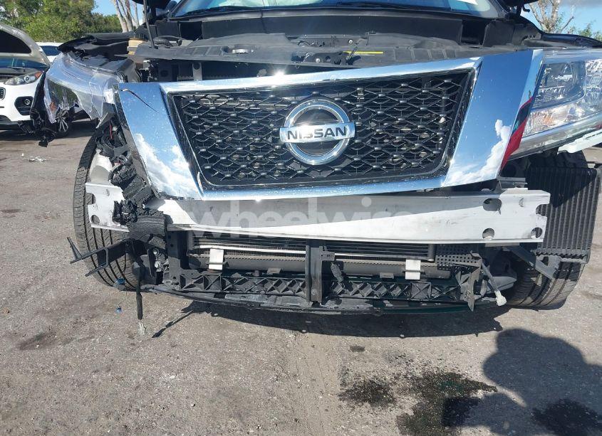 Photo 6 of 2016 Nissan Pathfinder SV (VIN 5N1AR2MN1GC614877)