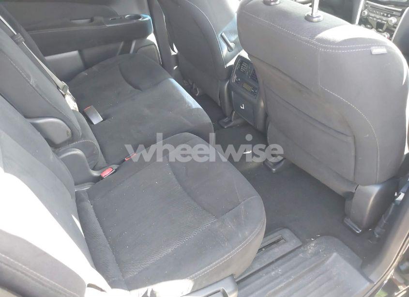 Photo 8 of 2016 Nissan Pathfinder SV (VIN 5N1AR2MN1GC614877)