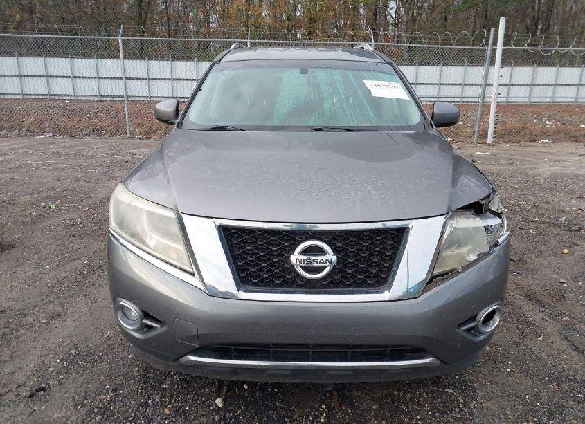 Photo 12 of 2016 Nissan Pathfinder SV (VIN 5N1AR2MN1GC623045)