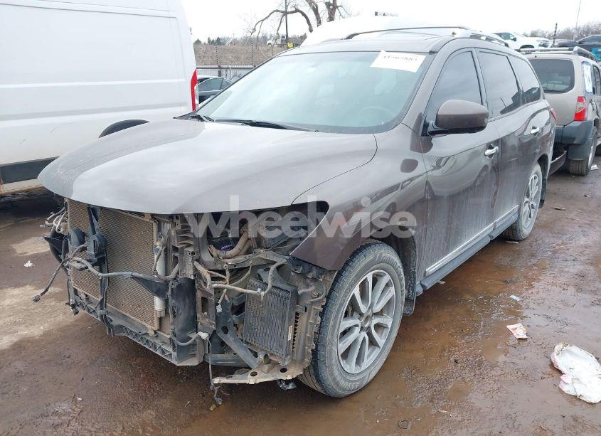 Photo 2 of 2016 Nissan Pathfinder SL (VIN 5N1AR2MN1GC659687)