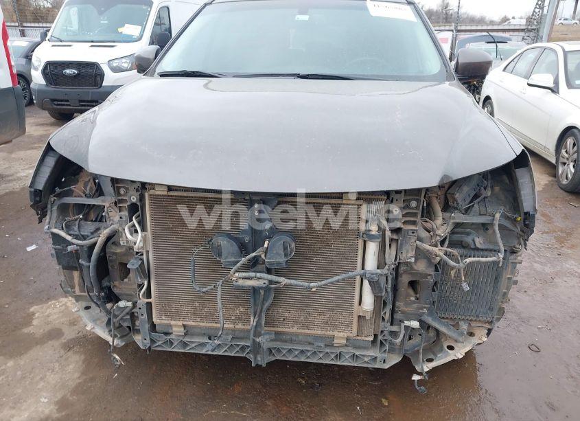 Photo 6 of 2016 Nissan Pathfinder SL (VIN 5N1AR2MN1GC659687)