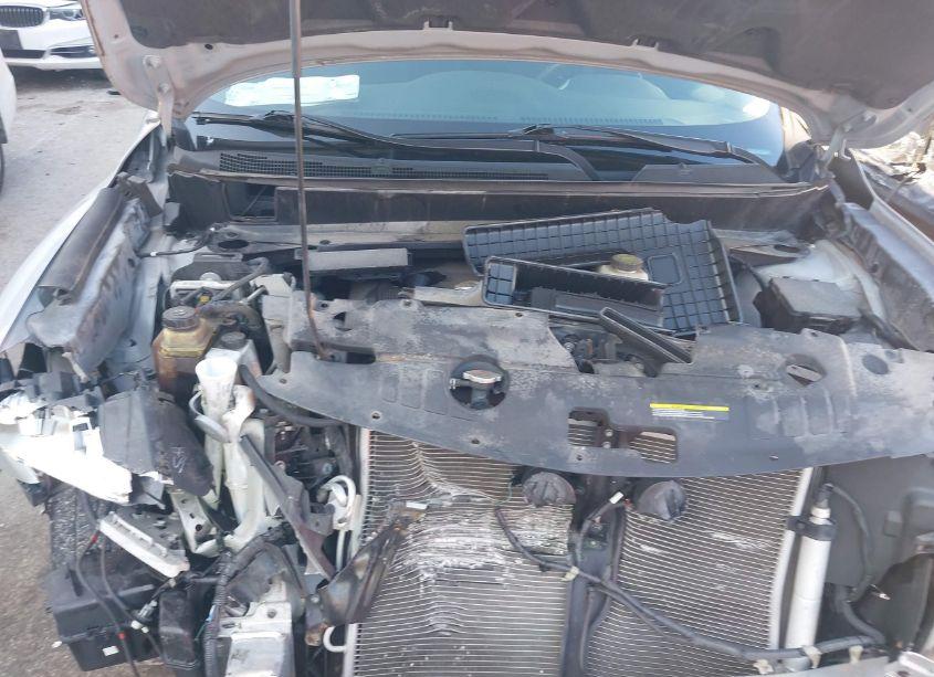 Photo 10 of 2016 Nissan Pathfinder SV (VIN 5N1AR2MN1GC662640)