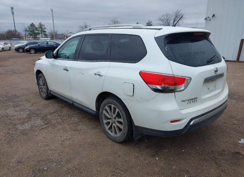 Photo 3 of 2016 Nissan Pathfinder S (VIN 5N1AR2MN1GC669040)