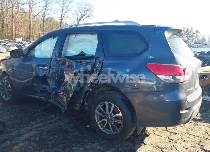 Photo 14 of 2013 Nissan Pathfinder SV (VIN 5N1AR2MN2DC633255)