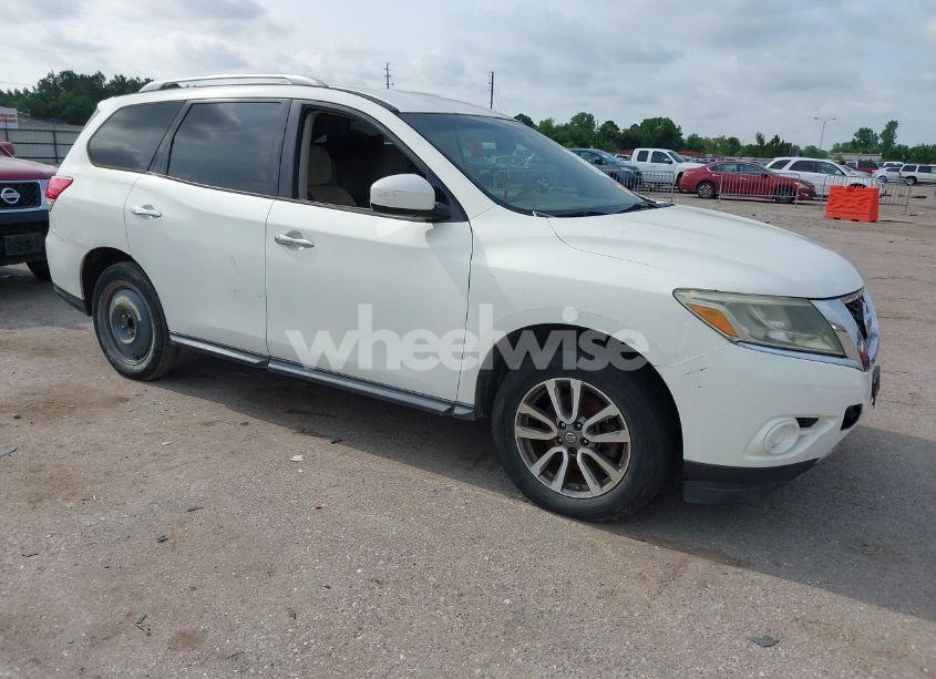2013 Nissan Pathfinder SV (VIN 5N1AR2MN2DC633644) main photo