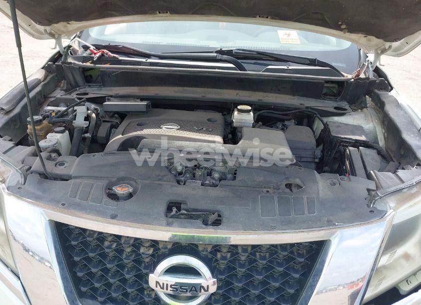 Photo 10 of 2013 Nissan Pathfinder SV (VIN 5N1AR2MN2DC633644)