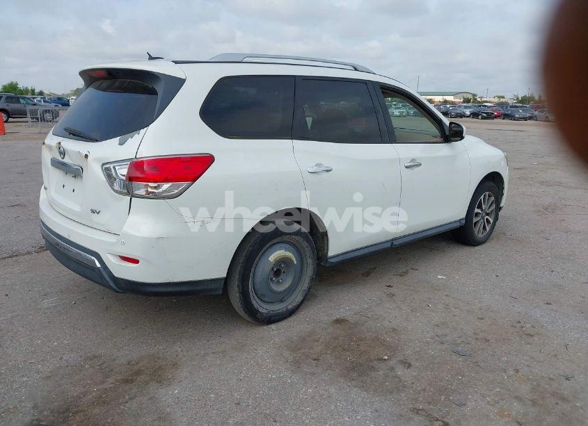 Photo 4 of 2013 Nissan Pathfinder SV (VIN 5N1AR2MN2DC633644)