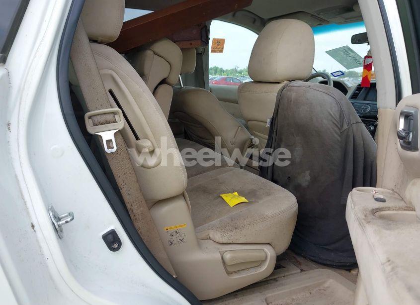 Photo 8 of 2013 Nissan Pathfinder SV (VIN 5N1AR2MN2DC633644)