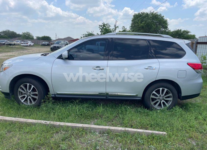 Photo 13 of 2013 Nissan Pathfinder SL (VIN 5N1AR2MN2DC638004)