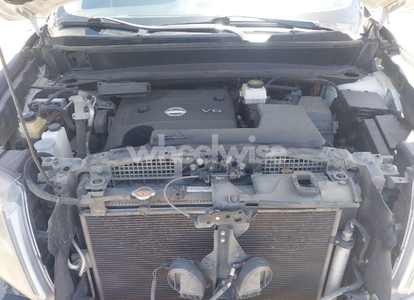 Photo 10 of 2013 Nissan Pathfinder SV (VIN 5N1AR2MN2DC657541)