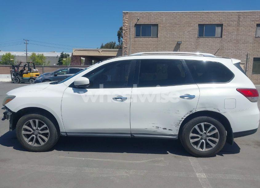 Photo 15 of 2013 Nissan Pathfinder SV (VIN 5N1AR2MN2DC657541)